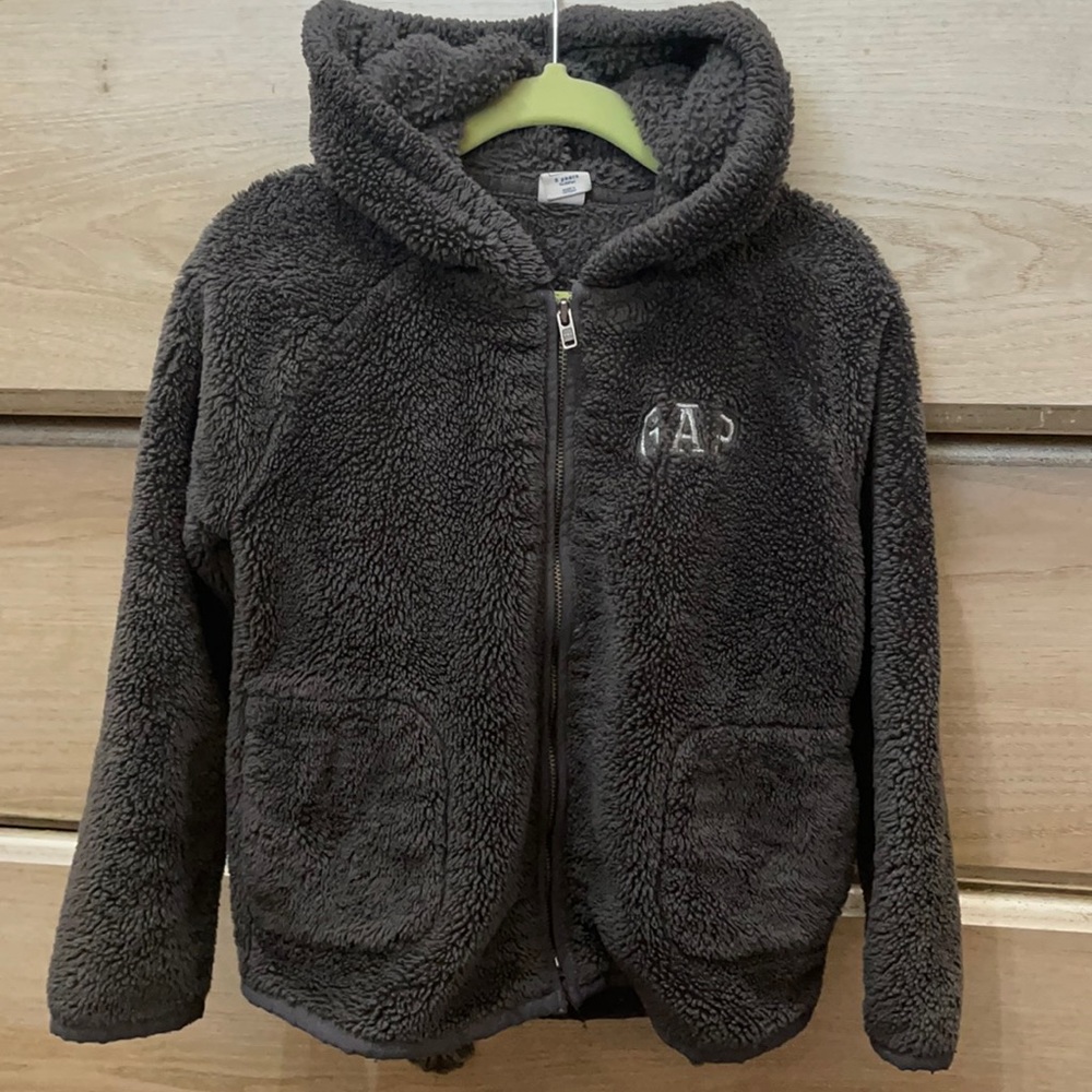 GAP Sweater size 5yrs